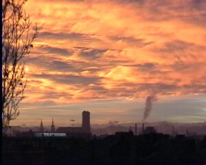 Sonnenuntergang-Tierheilpraxis-München